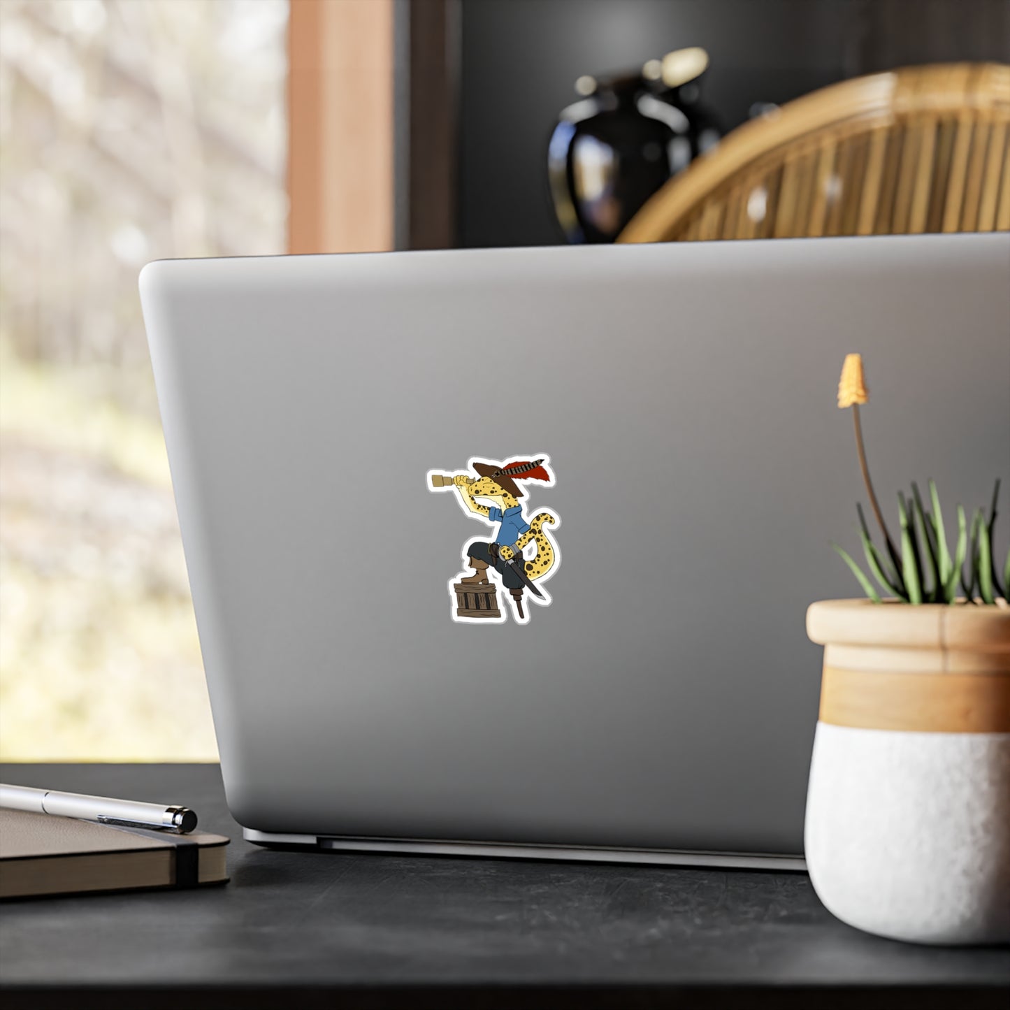 Pirate gecko sticker